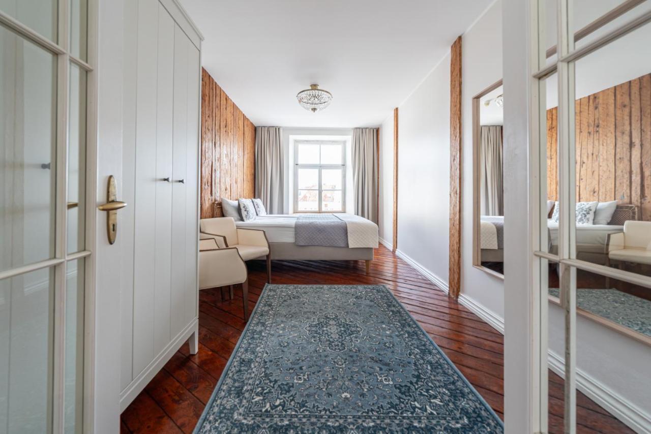 Old Town - Boutique Hall Square Apartment Tallinn Exterior photo